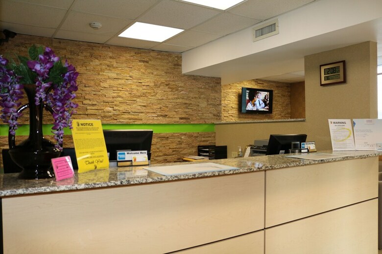 Motel Super 8 By Wyndham Plattsburgh