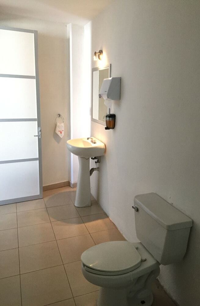 Capital O Hotel Euro Confort