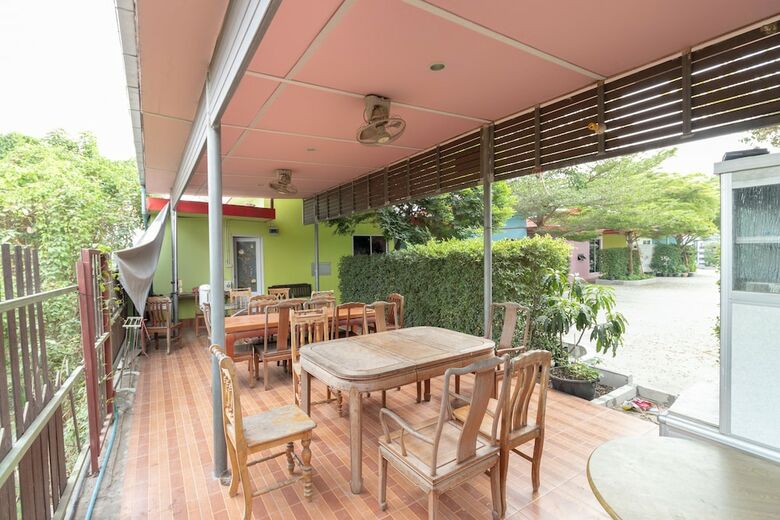 Hotel Oyo 644 Pong Pai House