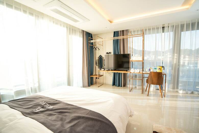 Blanc Hotel