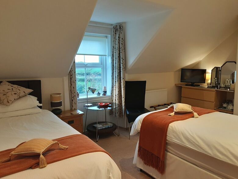 Muirfad Farm House Bed And Breakfast