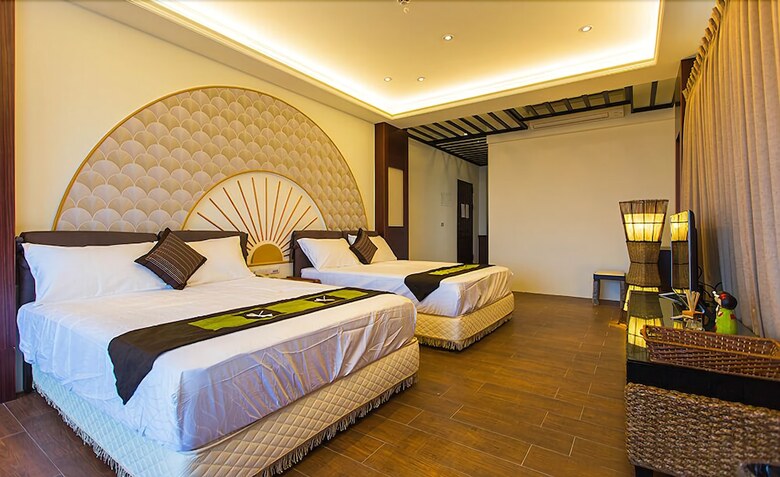 Moonstone Bed And Breakfast