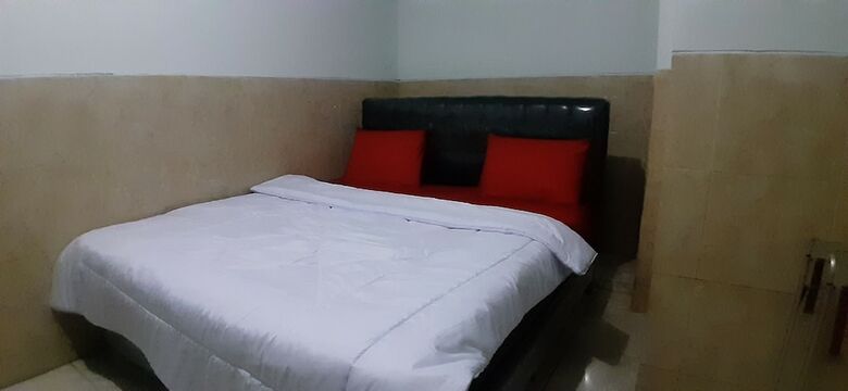 Hostal Capital O 2242 Hotel Rahayu