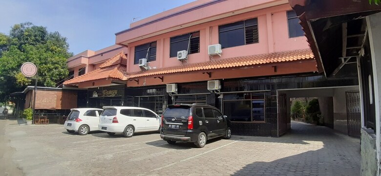 Hostal Capital O 2242 Hotel Rahayu