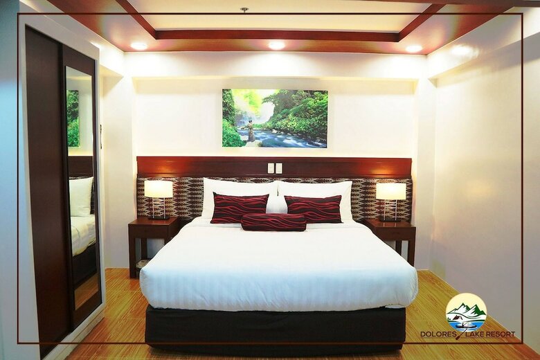 Hotel Dolores Lake Resort