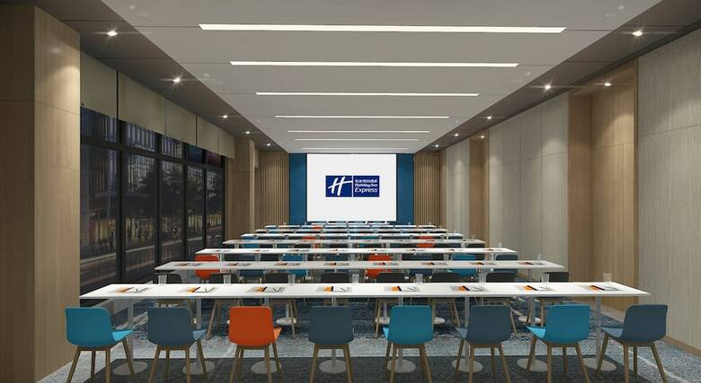 Hotel Holiday Inn Express Chengdu Longquanyi North