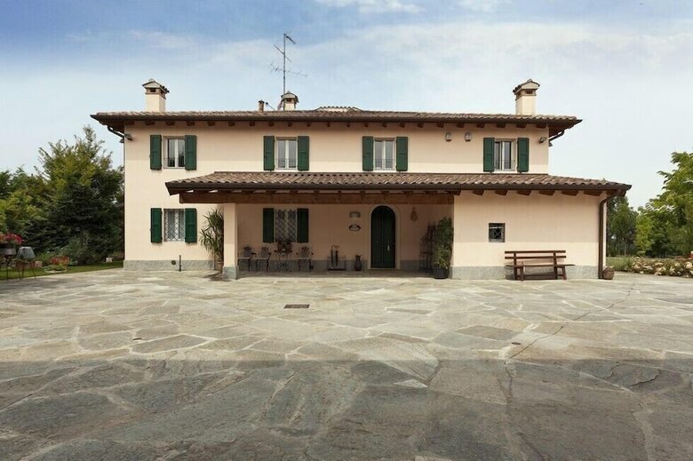 Bed And Breakfast Red Wine Country House