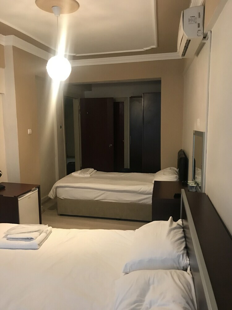 Bed & Breakfast Koprulu Hotel