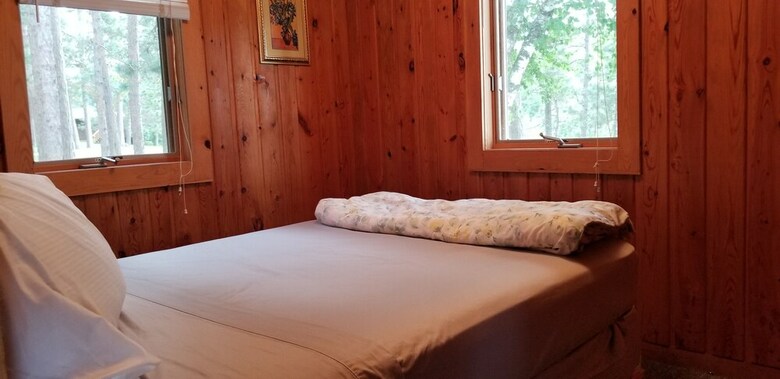 Cabana Evergreen Bay Resort
