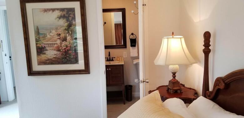 Posada Lily Creek Lodge
