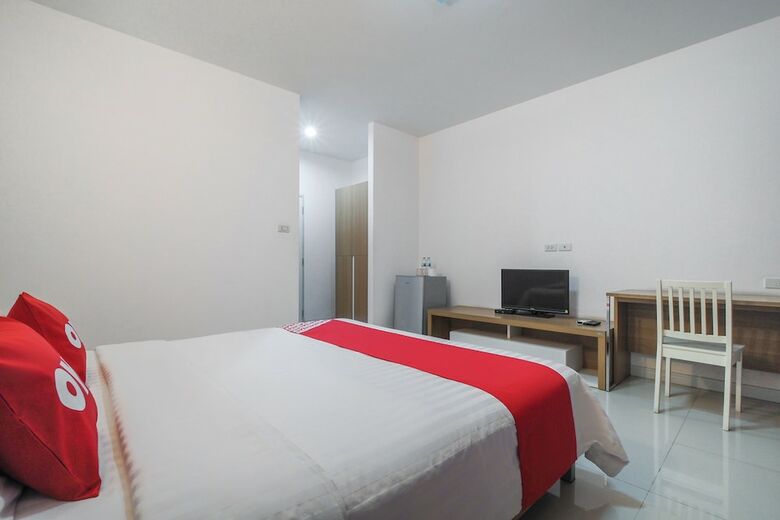 Oyo 662 Malee Bunga Hotel