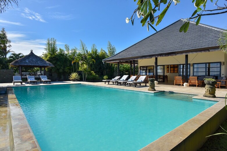 Villa Lovina Beach 1