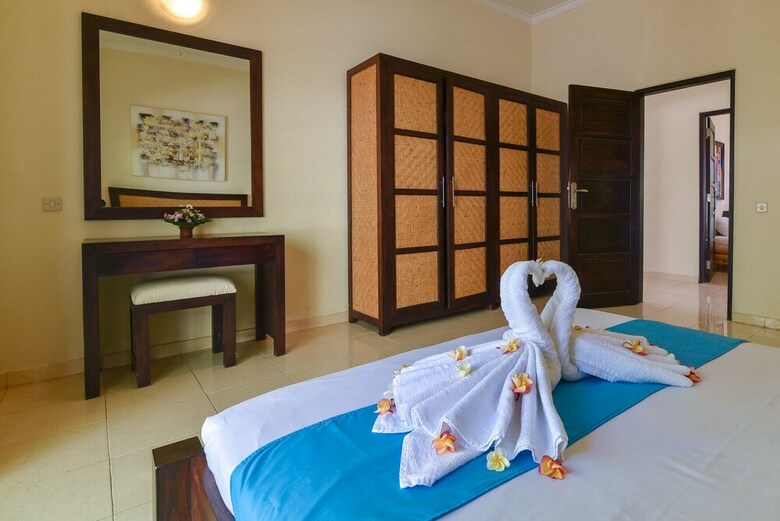 Villa Lovina Beach 1