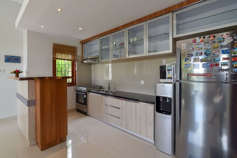 Villa Banyu Riris