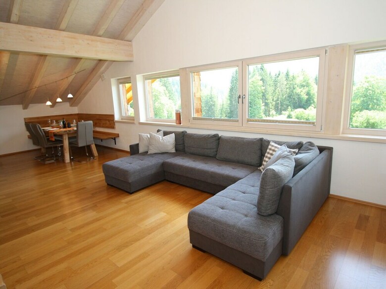 Spacious Apartment In Lofer With Garden