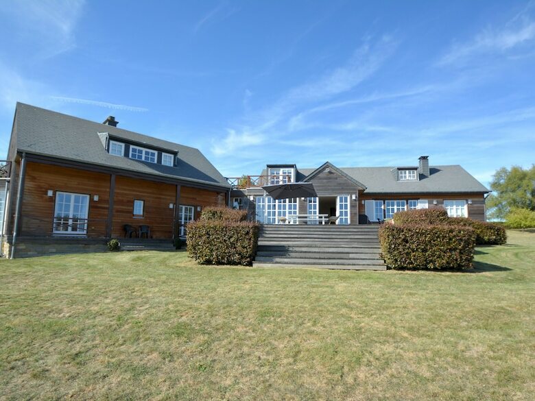Spacious Villa In Houyet Ardennes With Sauna