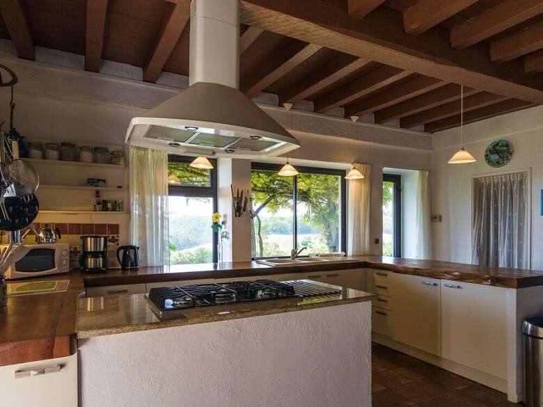 Beautiful Holiday Home In Thenon With Swimming Pool