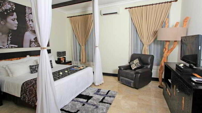 Hotel Ombak Sunset