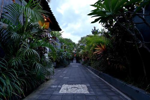 Hostal La House