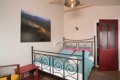 Hostal Hrifunes Guesthouse