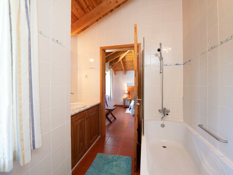 Traditional Mansion In Treixedo With Swimming Pool