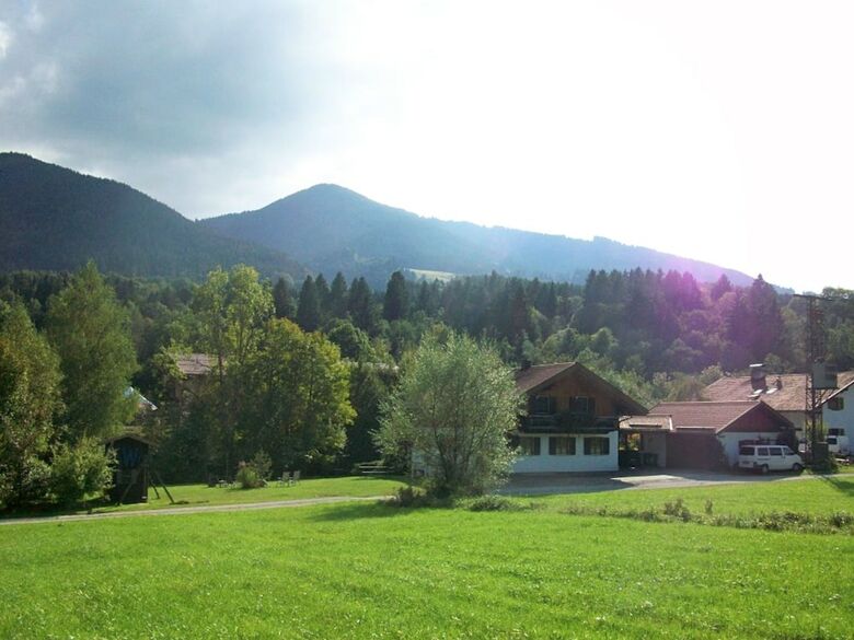 Alluring Apartment In Bad-kohlgrub With Private Garden