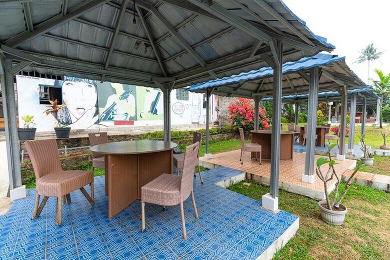 Hotel Reddoorz Hostel @ Dago 2