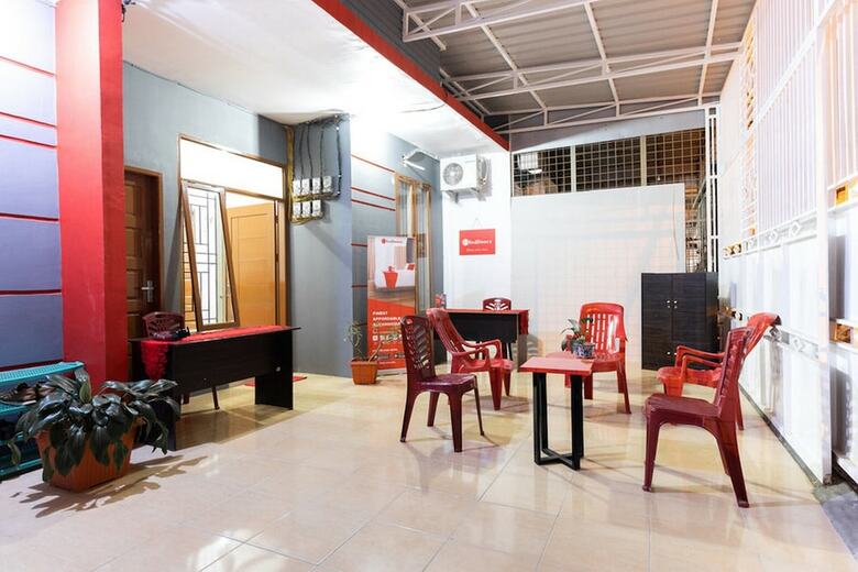 Albergue Reddoorz @ Jalan Dr Mansyur Medan 2