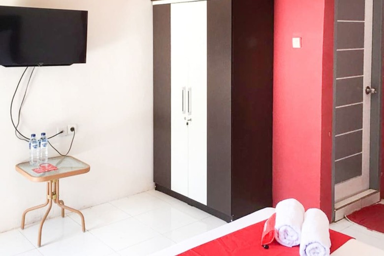 Hotel Reddoorz @ Simpang Lima Jupiter