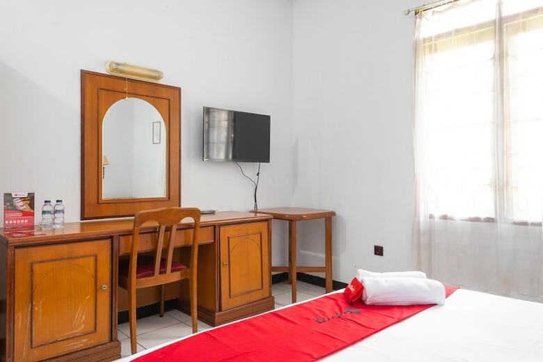 Reddoorz @ Hotel Damanaka Pangalengan