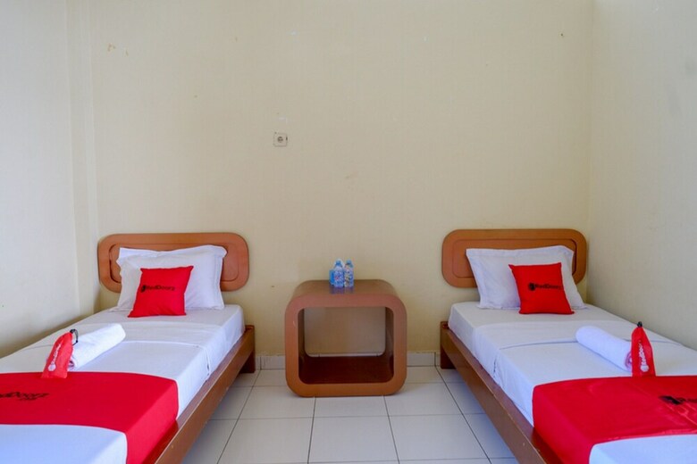 Reddoorz @ Hotel Horas Palopo
