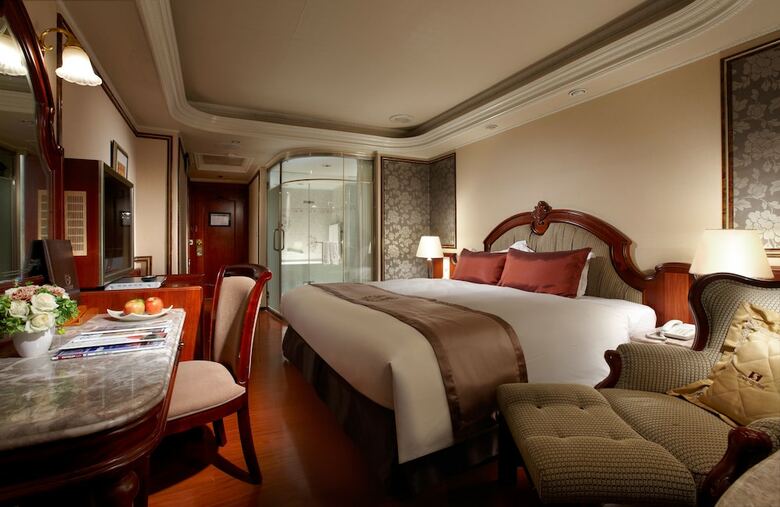 Happiness Hotel