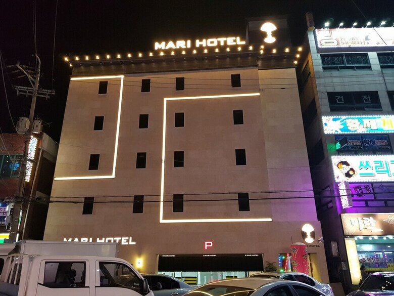 Mari Hotel