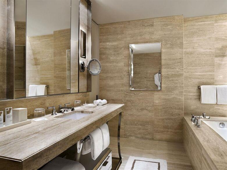 Hotel The St. Regis Bal Harbour Resort