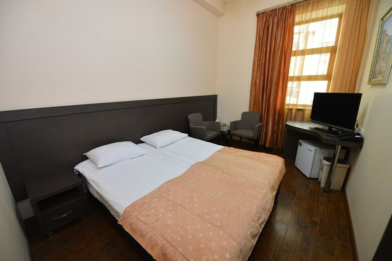 Deluxe Hotel Yerevan