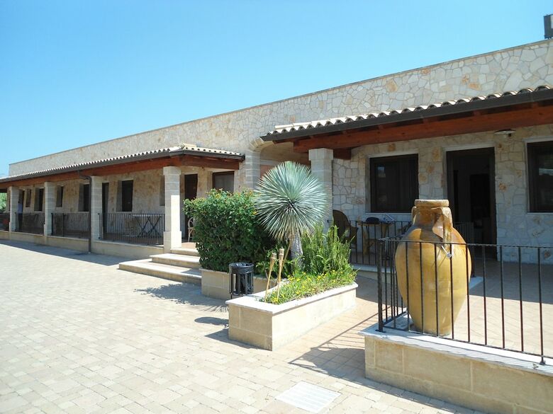 Hotel Masseria Resort Le Pajare
