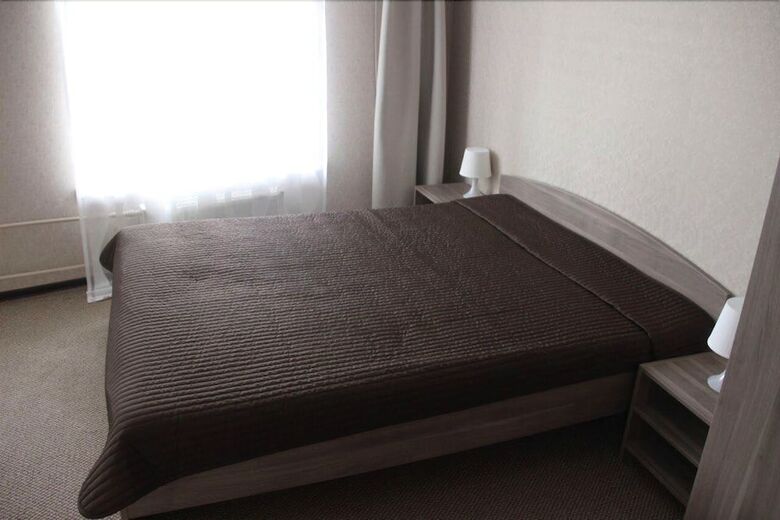 Hostal Lanselot Hotel - Hostel