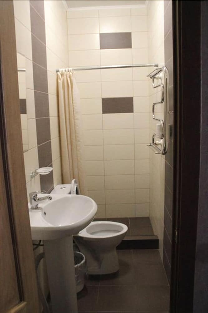 Hostal Lanselot Hotel - Hostel