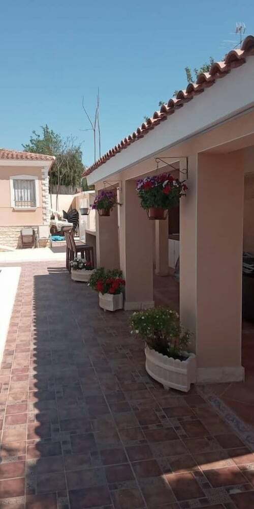 Large Luxurious Villa Urb La Escuera Private Pool