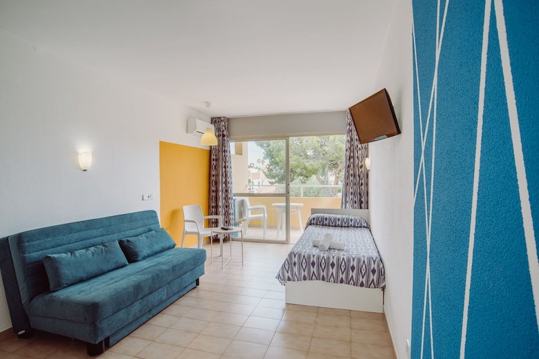 Alper Apartments