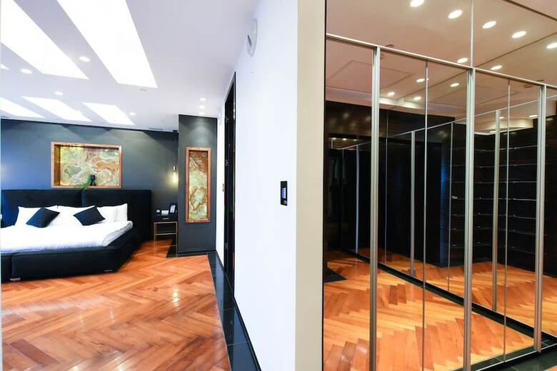 Tower Sea View Luxury 32 Floor Apartment