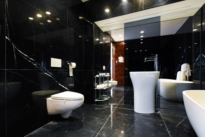 Tower Sea View Luxury 32 Floor Apartment