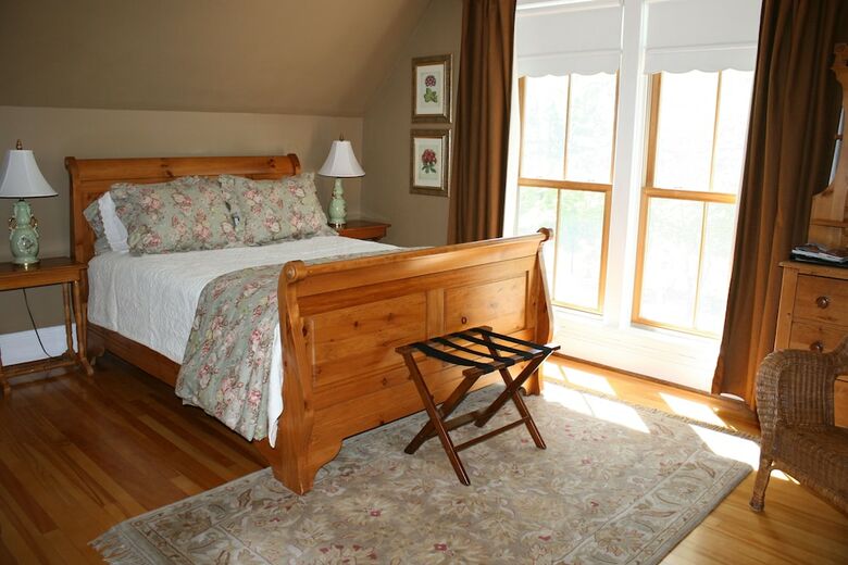 Bed & Breakfast Gillespie House Inn