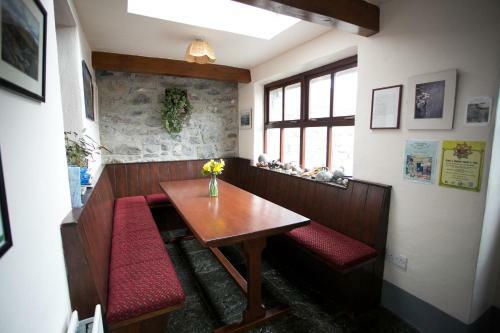 Aille River Hostel