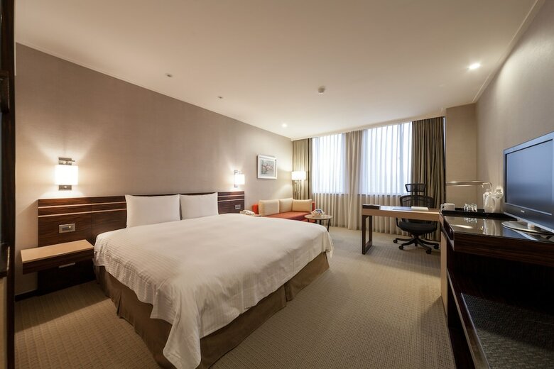 Sol Hotel