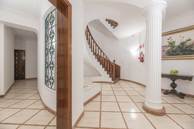 Hotel Bertolina Guest House