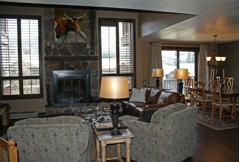 Cascade Village By The Ivy Group