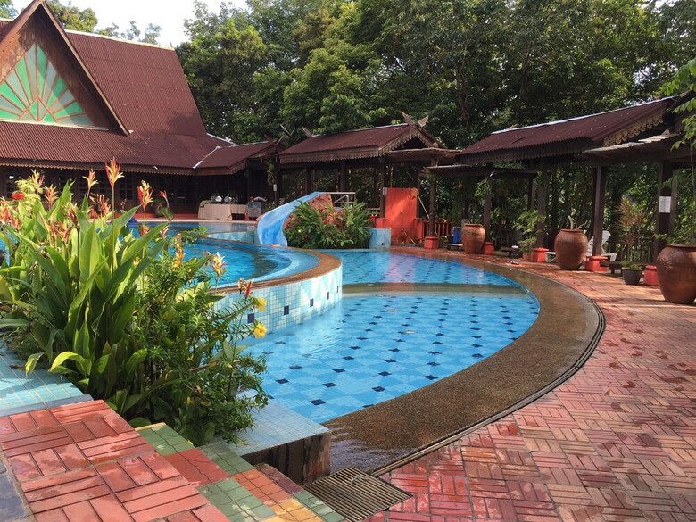 Apartamento Kampung Tok Senik Resort