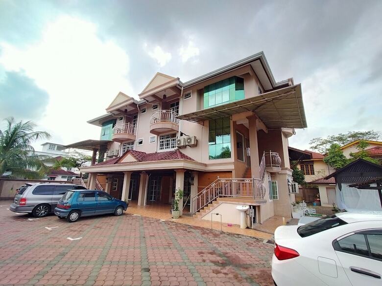 Hostal Spot On 89942 M & H Rizq Ventures