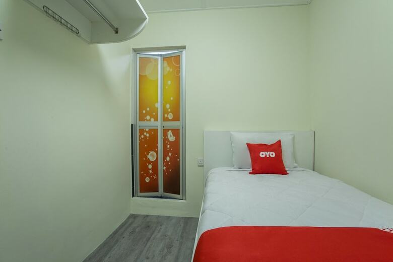 Hotel Oyo 822 Zande Motel Kuala Selangor